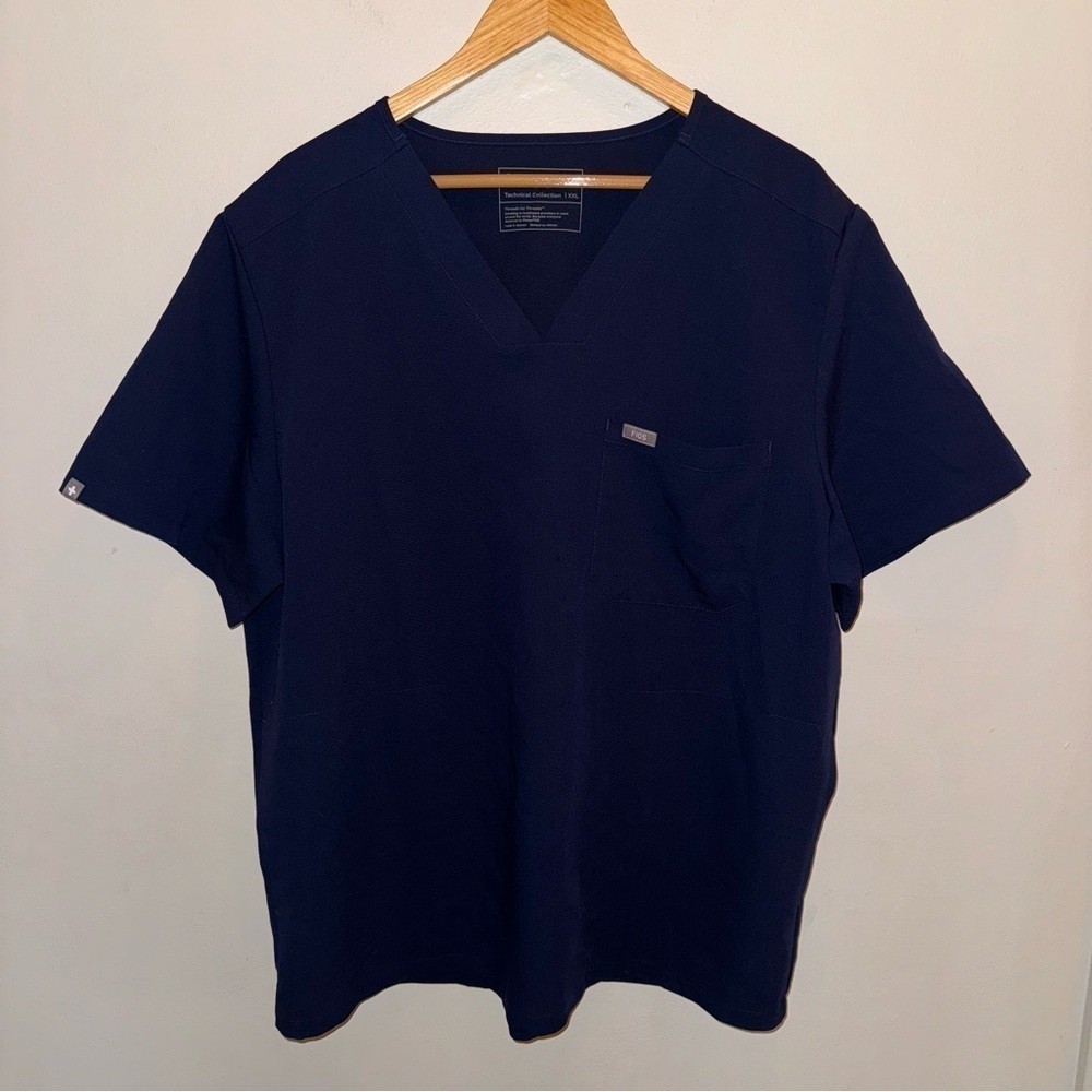 FIGS Technical Collection V-neck Short Sleeve Scrub Top Men’s XXL